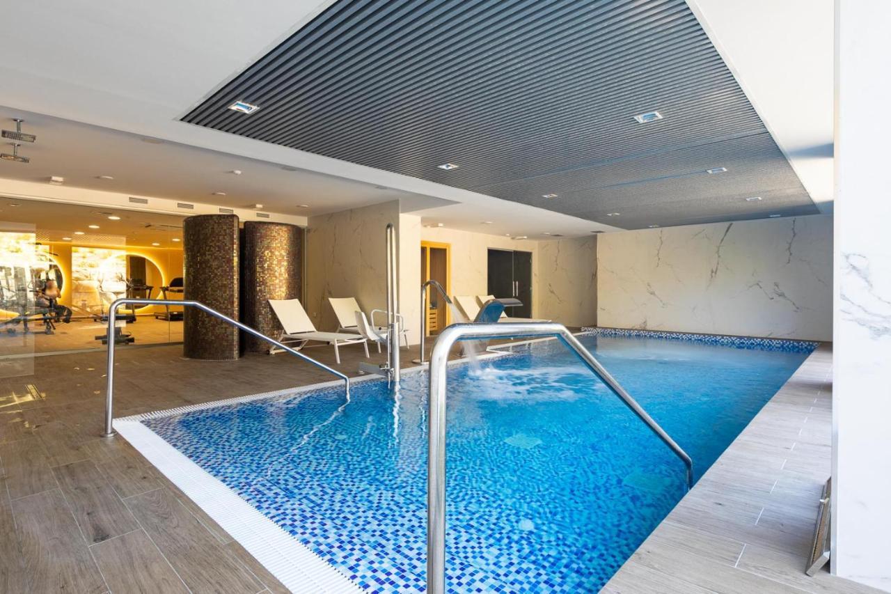 The Golden Oasis Penthouse Apartment Estepona Exterior photo