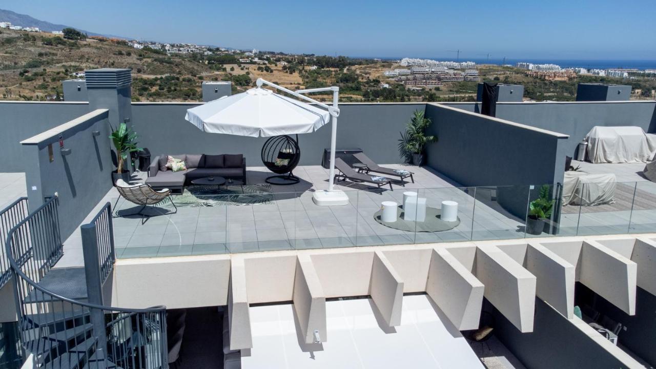 The Golden Oasis Penthouse Apartment Estepona Exterior photo